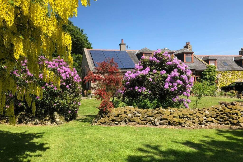 Serene Countryside Home With Manicured Gardens Stonehaven Buitenkant foto